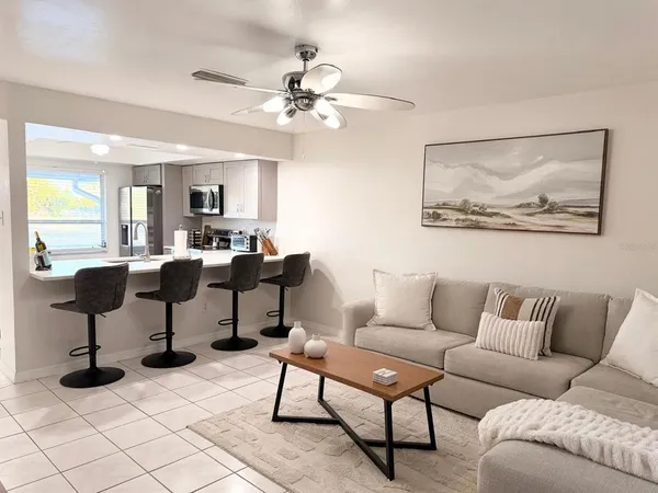 $1,550 | 5027 Southwest 16th Place, Unit 102, Cape Coral, FL 33914