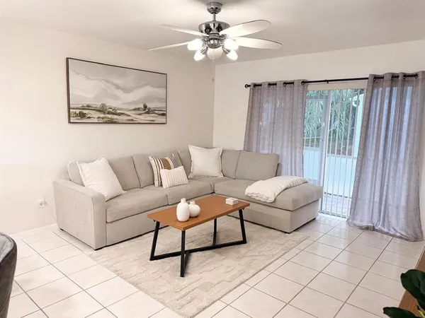 $1,550 | 5027 Southwest 16th Place, Unit 102, Cape Coral, FL 33914