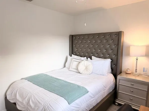 $1,550 | 5027 Southwest 16th Place, Unit 102, Cape Coral, FL 33914