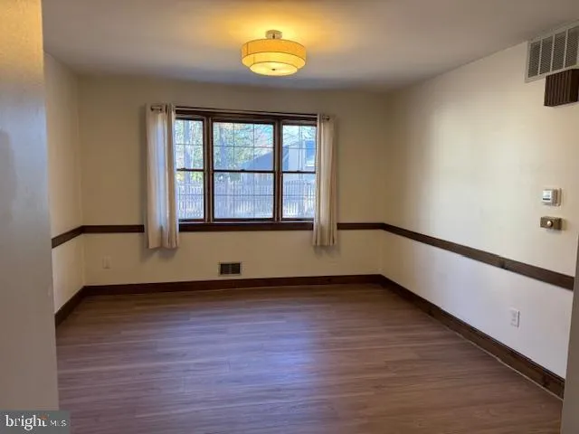 $3,950 | 227 Fairview Avenue, Moorestown, NJ 08057