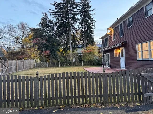 $3,950 | 227 Fairview Avenue, Moorestown, NJ 08057