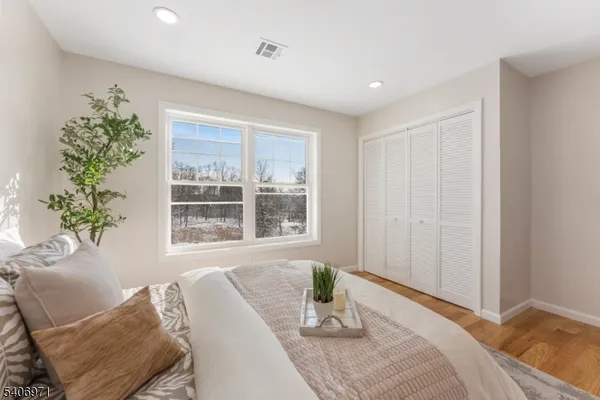 $1,150,000 | 10 Old Rifle Camp Road, Woodland Park, NJ 07424