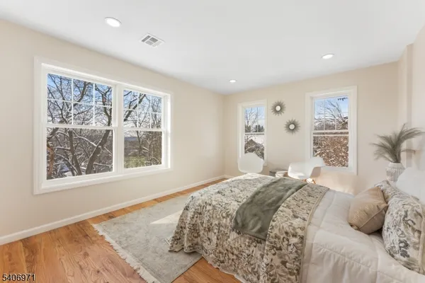 $1,150,000 | 10 Old Rifle Camp Road, Woodland Park, NJ 07424