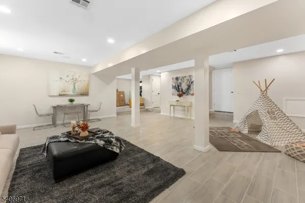 $1,150,000 | 10 Old Rifle Camp Road, Woodland Park, NJ 07424