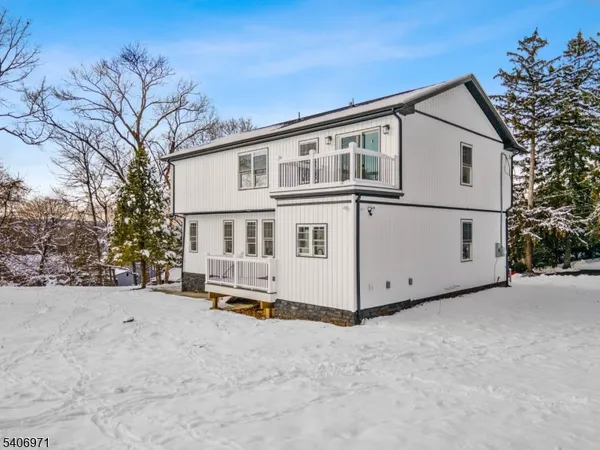 $1,150,000 | 10 Old Rifle Camp Road, Woodland Park, NJ 07424