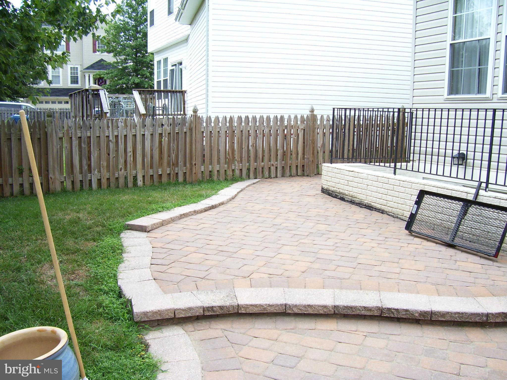 12004 Valcour Island Way Manassas, VA 20109 - Photo 25 of 28 Exterior (Rear)