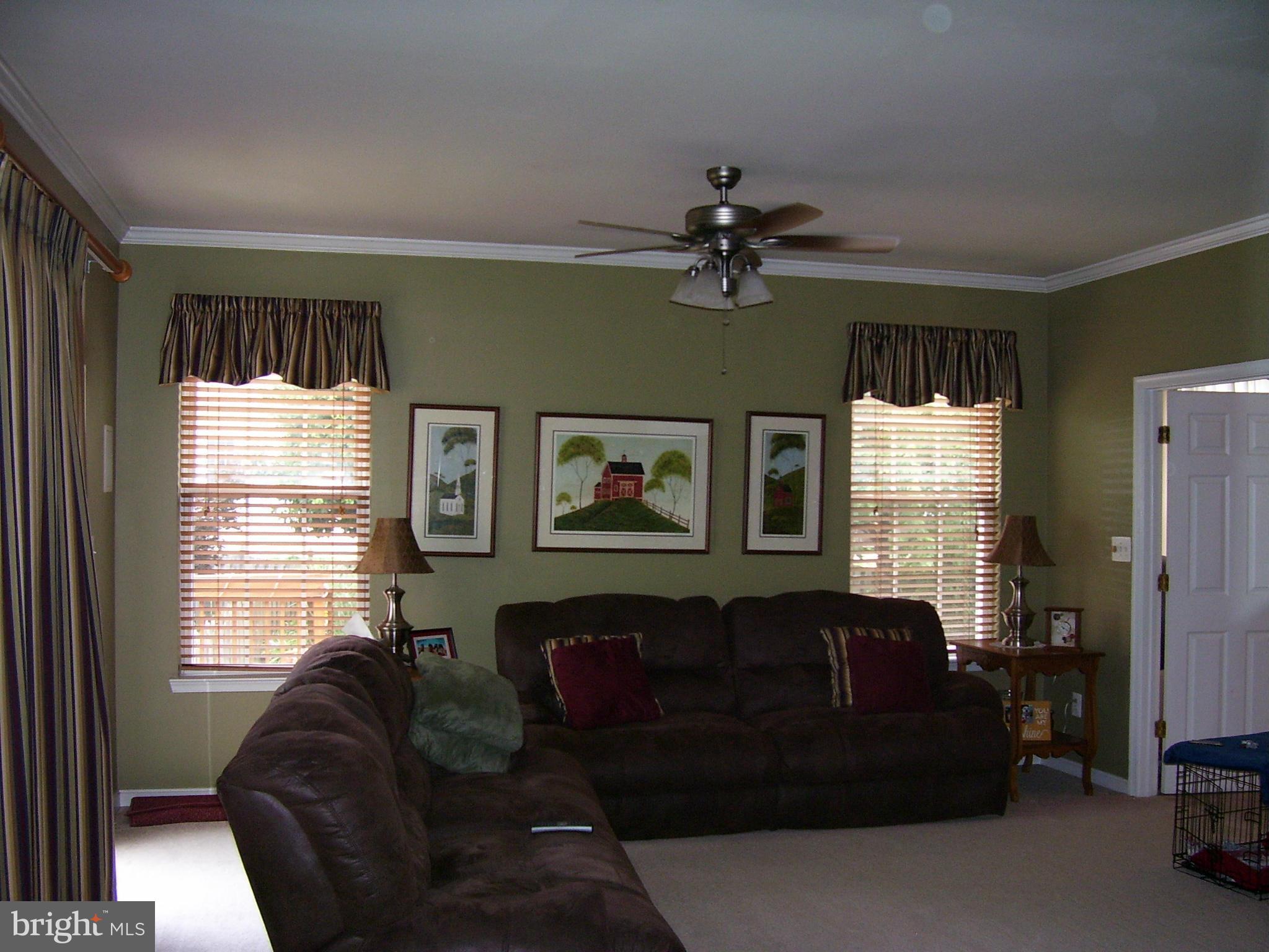 12004 Valcour Island Way Manassas, VA 20109 - Photo 6 of 28 Family Room
