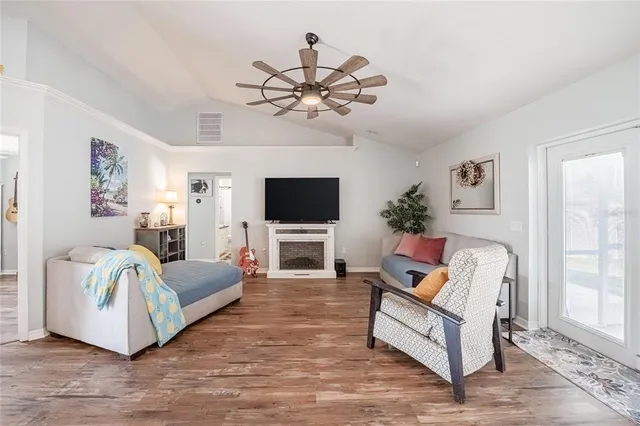 $409,000 | 5837 Manchester Drive West, Lakeland, FL 33810