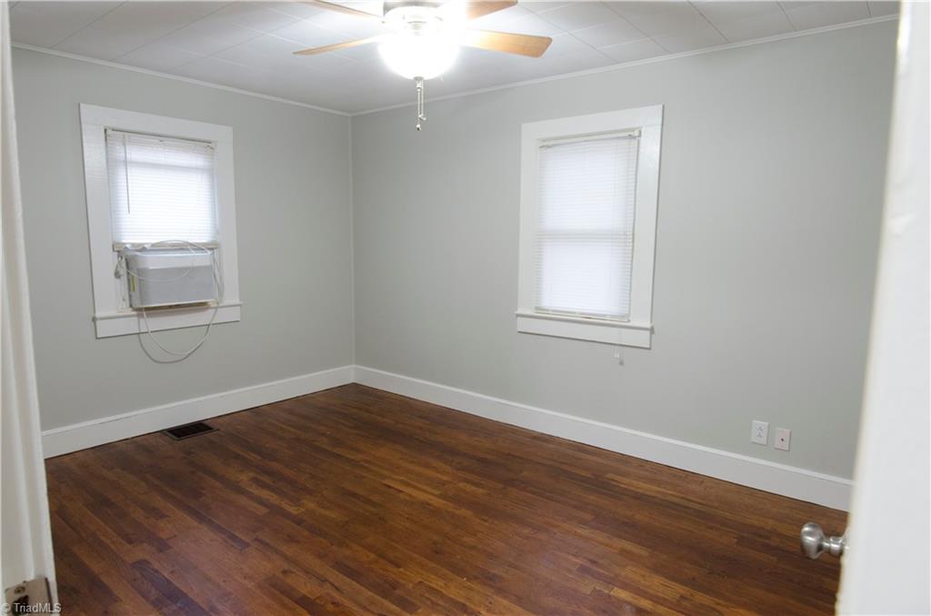 5413 Cedarbrook Road Jonesville, NC 28642 - Photo 8 of 11 Gallery Image 8