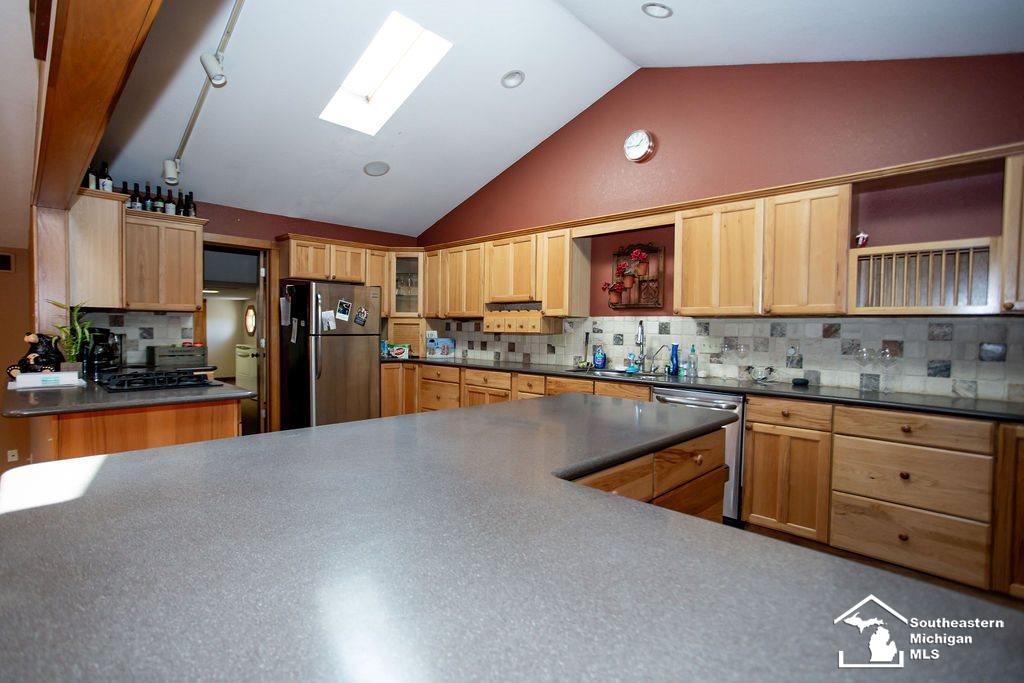 12695 Ridgeville Road Ottawa Lake, MI 49267 - Photo 7 of 99
