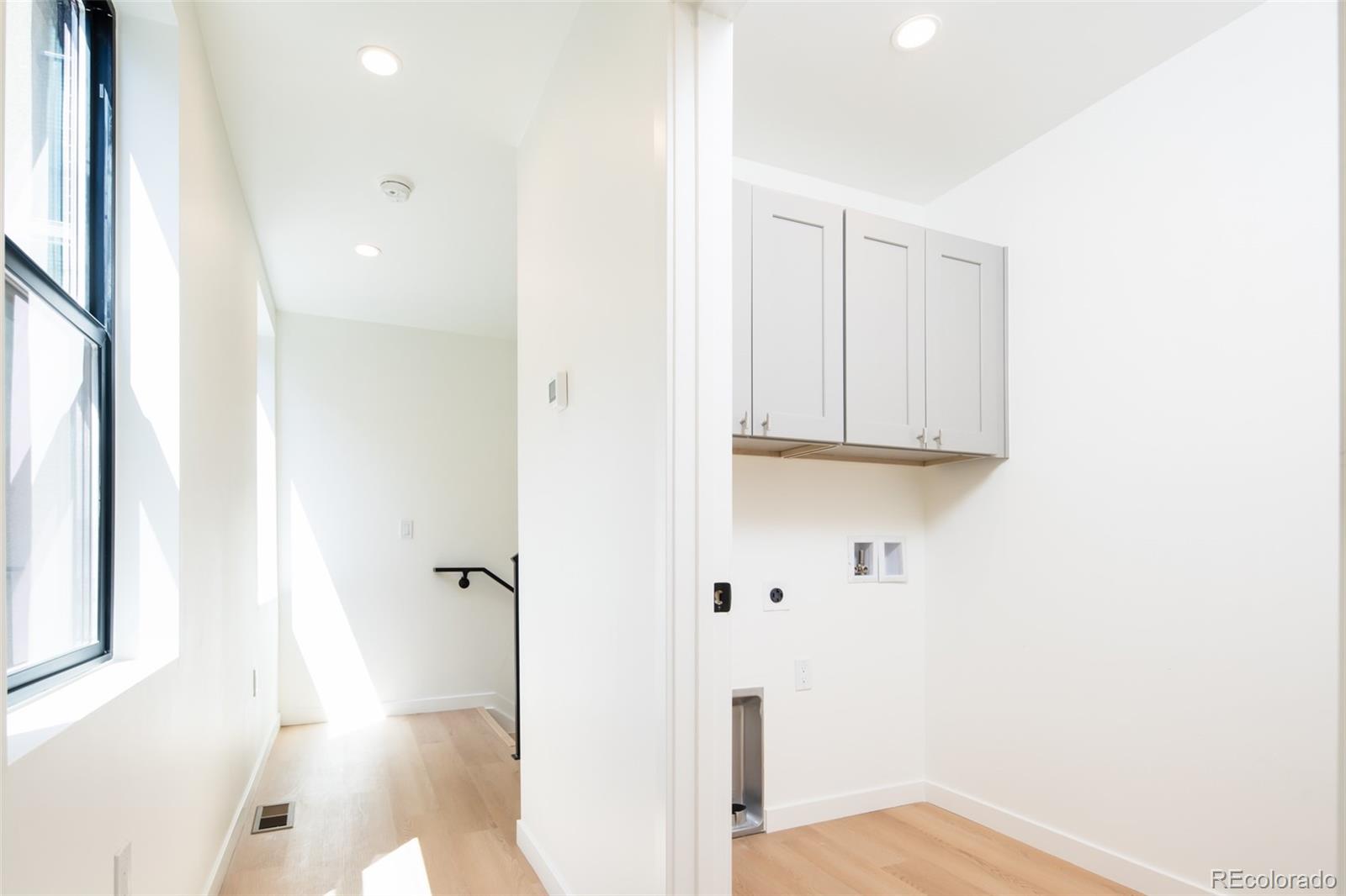 263 South Jackson Street Denver, CO 80209 - Photo 15 of 35 a view of bathroom with shower