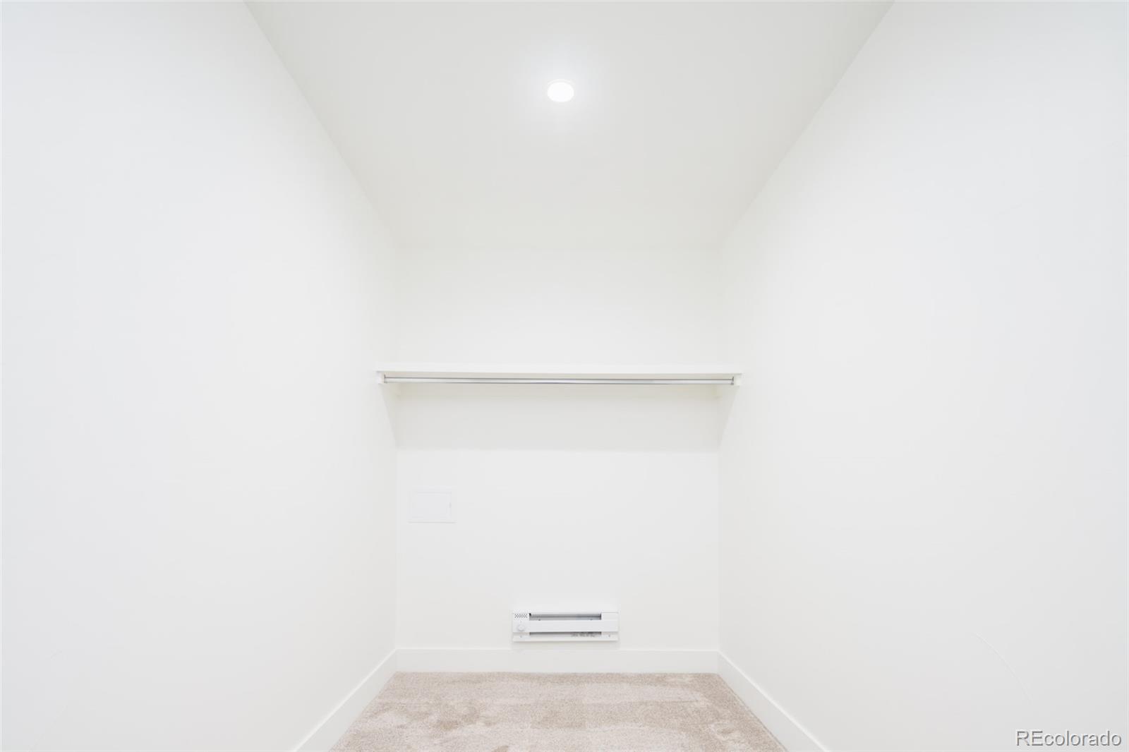 263 South Jackson Street Denver, CO 80209 - Photo 32 of 35 a view of a small space