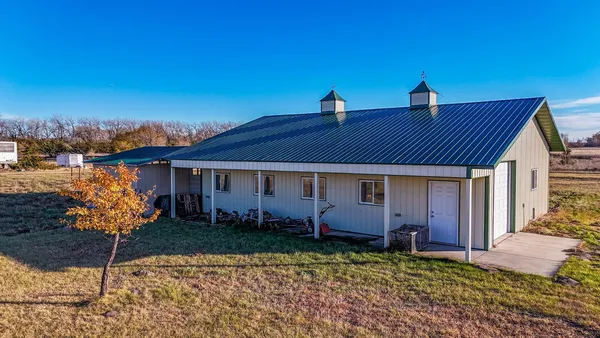 $825,000 | 20371 180th Avenue North, Ulen, MN 56585