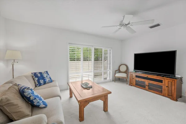$669,000 | 3971 Schooner Pointe Drive, Unit 201, Jupiter, FL 33477