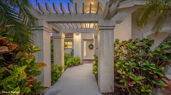 $669,000 | 3971 Schooner Pointe Drive, Unit 201, Jupiter, FL 33477