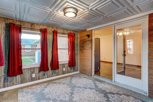 $185,000 | 940 19th Street, Tell City, IN 47586