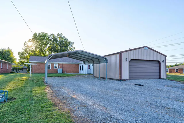 $185,000 | 940 19th Street, Tell City, IN 47586