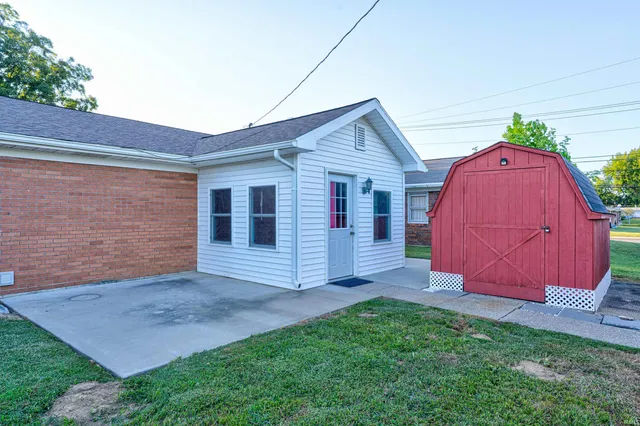 $185,000 | 940 19th Street, Tell City, IN 47586