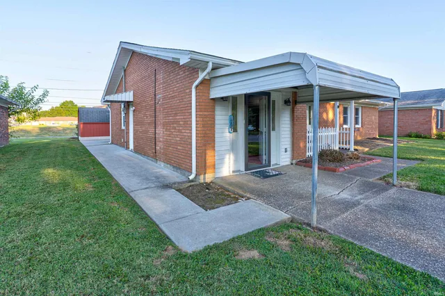 $185,000 | 940 19th Street, Tell City, IN 47586