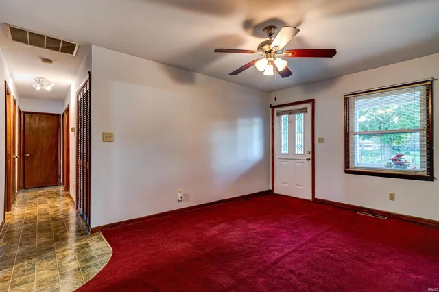 $185,000 | 940 19th Street, Tell City, IN 47586