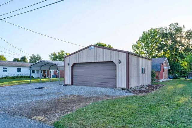 $185,000 | 940 19th Street, Tell City, IN 47586