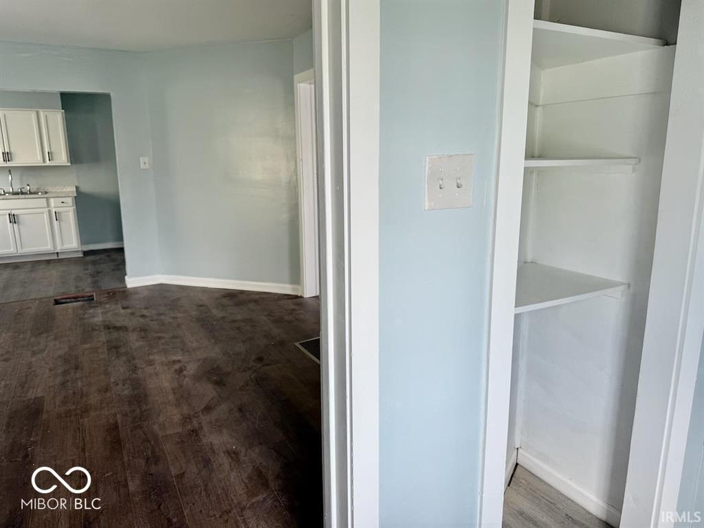 1715 South Madison Street Muncie, IN 47302 - Photo 9 of 35