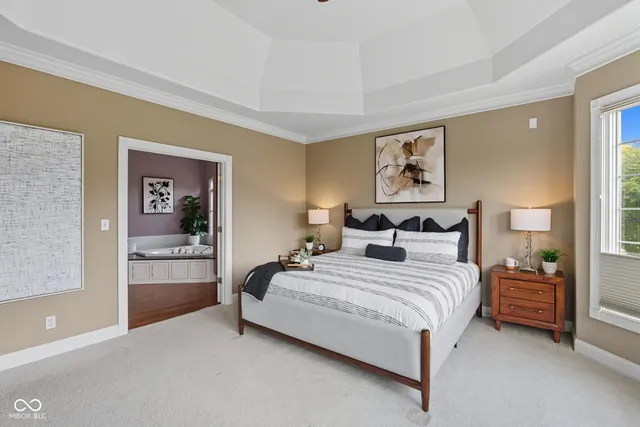 $899,900 | 999 Box Turtle Court, Columbus, IN 47201