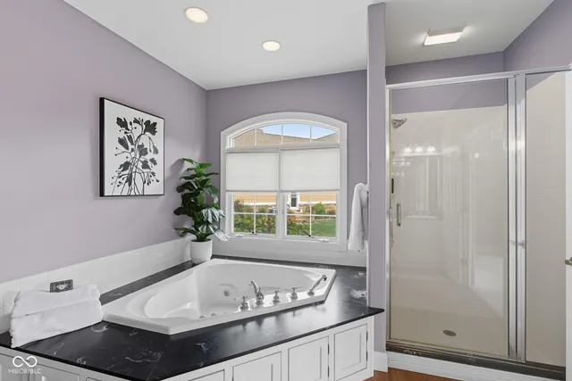 $899,900 | 999 Box Turtle Court, Columbus, IN 47201