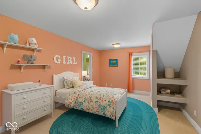 $899,900 | 999 Box Turtle Court, Columbus, IN 47201