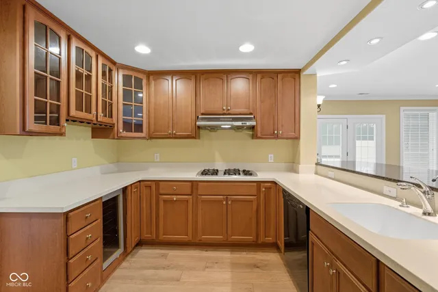 $899,900 | 999 Box Turtle Court, Columbus, IN 47201