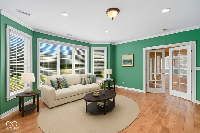 $899,900 | 999 Box Turtle Court, Columbus, IN 47201