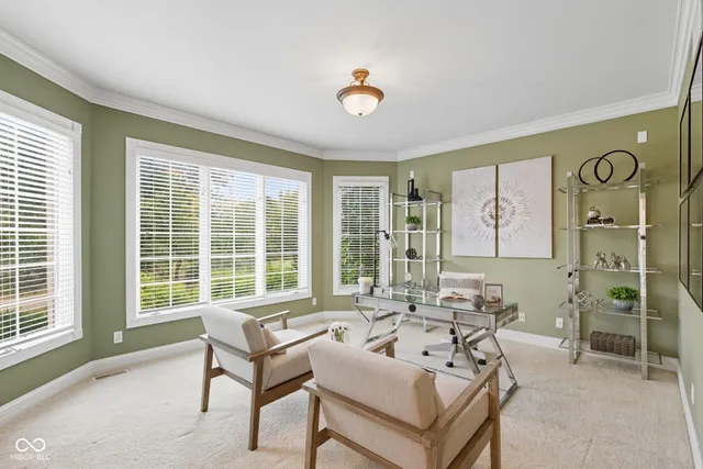 $899,900 | 999 Box Turtle Court, Columbus, IN 47201