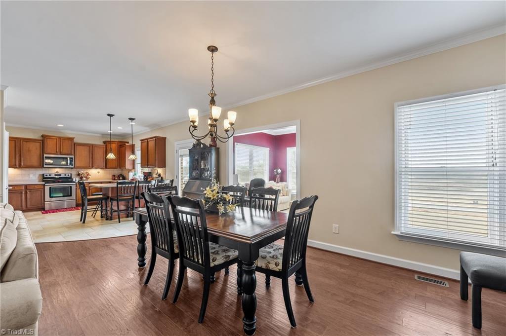 733 Whisper Ridge Drive Graham, NC 27253 - Photo 8 of 23