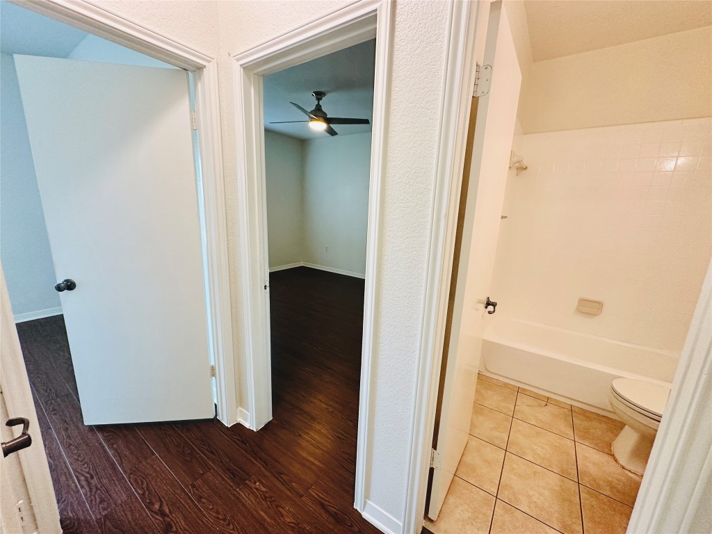 6301 Crumley Lane Austin, TX 78741 - Photo 28 of 39 wooden floor in a gallery