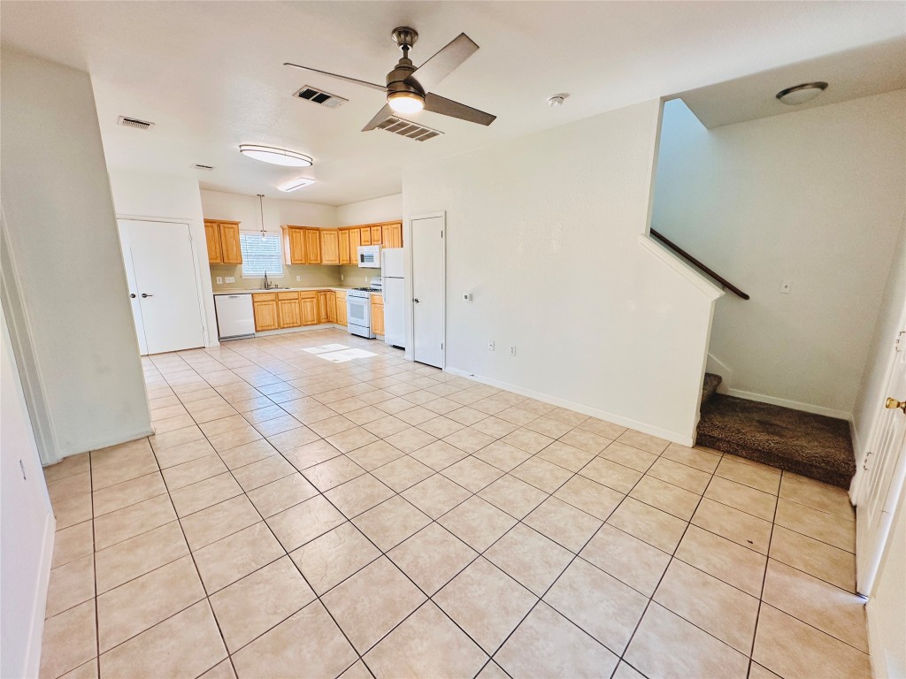 6301 Crumley Lane Austin, TX 78741 - Photo 7 of 39 a view of an empty room and a window
