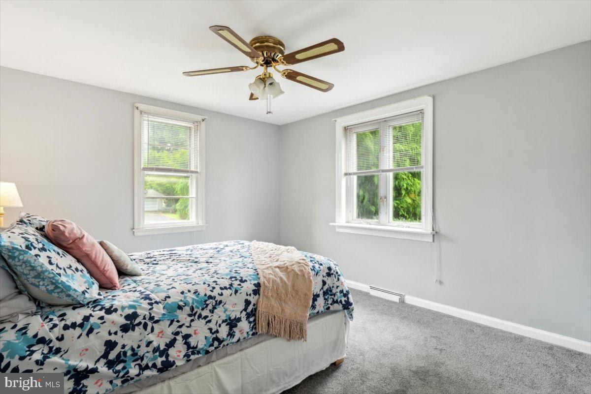 722 Dunmore Road Philadelphia, PA 19115 - Photo 13 of 28