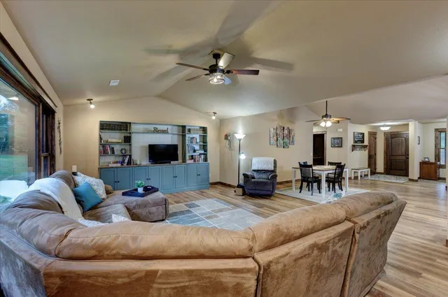 $509,500 | N6785 865th Street, Elk Mound, WI 54739