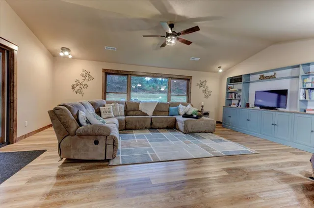 $509,500 | N6785 865th Street, Elk Mound, WI 54739