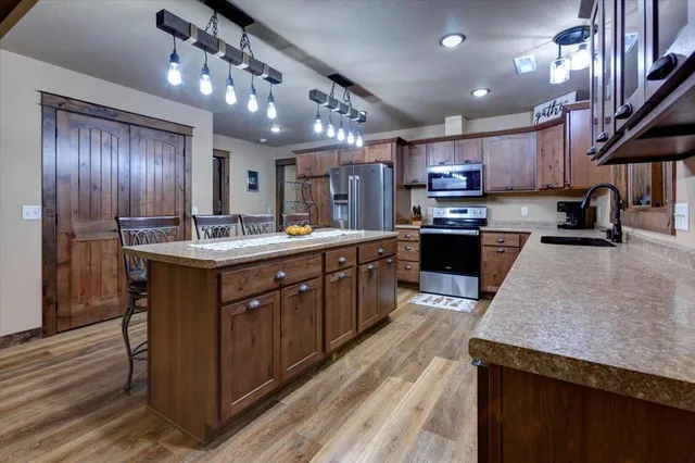 $509,500 | N6785 865th Street, Elk Mound, WI 54739