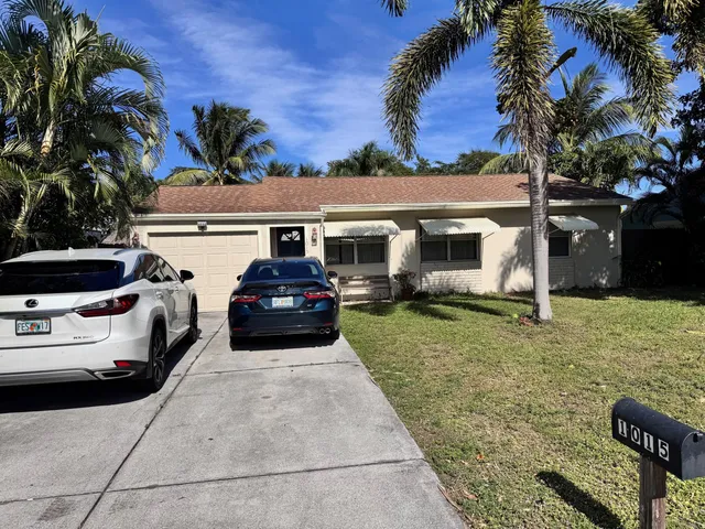 $2,500 | 1015 Macy Street, West Palm Beach, FL 33405