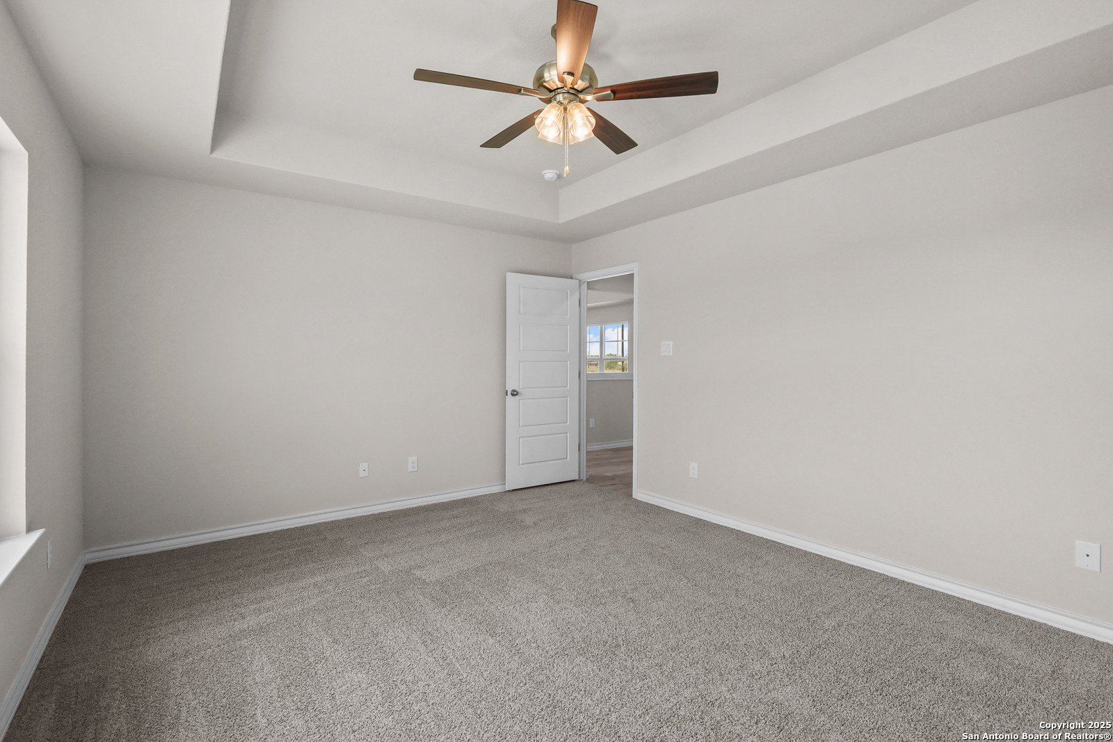 30 Log Cabin Way Poteet, TX 78065 - Photo 20 of 47 a view of an empty room
