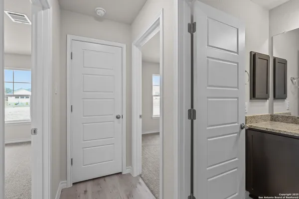 $389,950 | 30 Log Cabin Way, Poteet, TX 78065