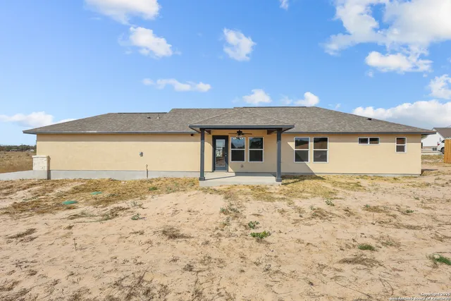 $389,950 | 30 Log Cabin Way, Poteet, TX 78065