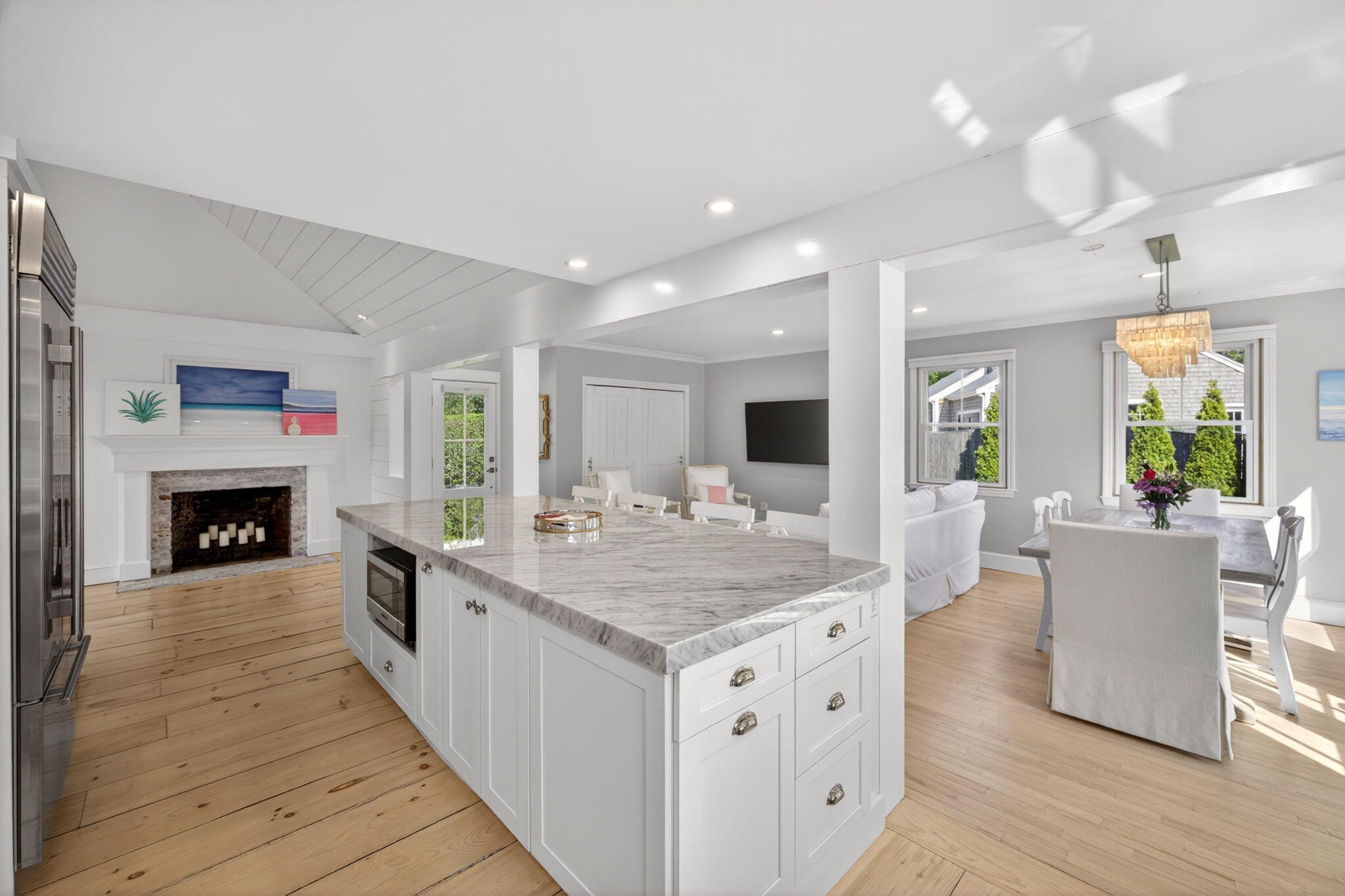 320 Old Harbor Road Chatham, MA 02633 - Photo 22 of 58 Open living