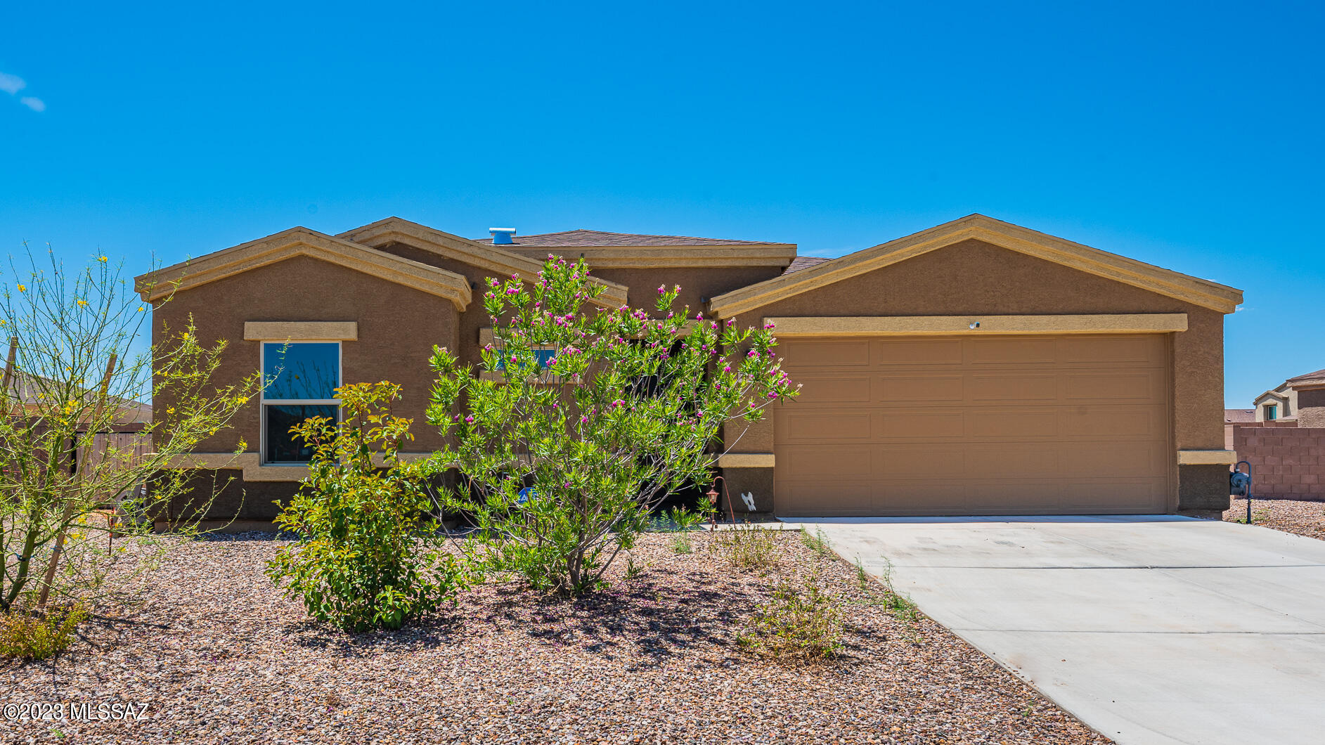7481 West Corona Road Tucson, AZ 85757 - Photo 3 of 30