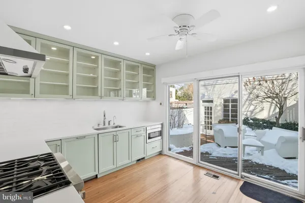 $7,800 | 1635 35th Street Northwest, Washington, DC 20007