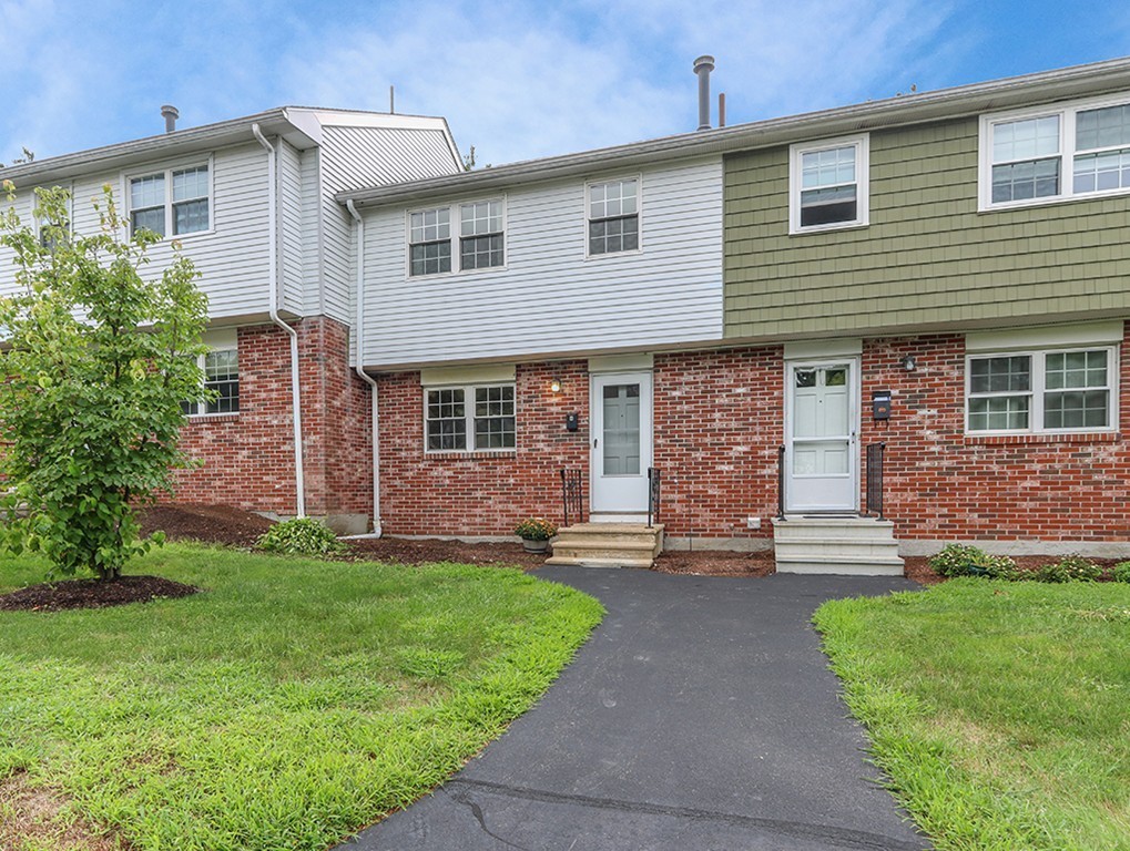 4 Bayberry Circle, Unit 4 Millis, MA 02054 - Photo 1 of 27