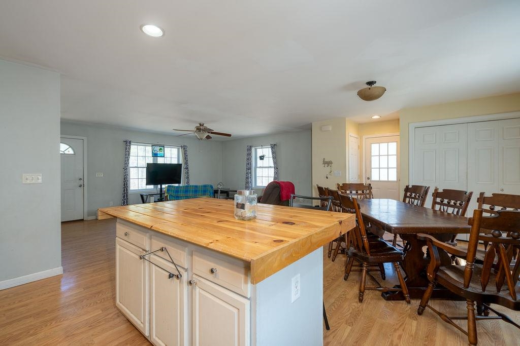 15 Bridle Lane Epping, NH 03042 - Photo 9 of 37