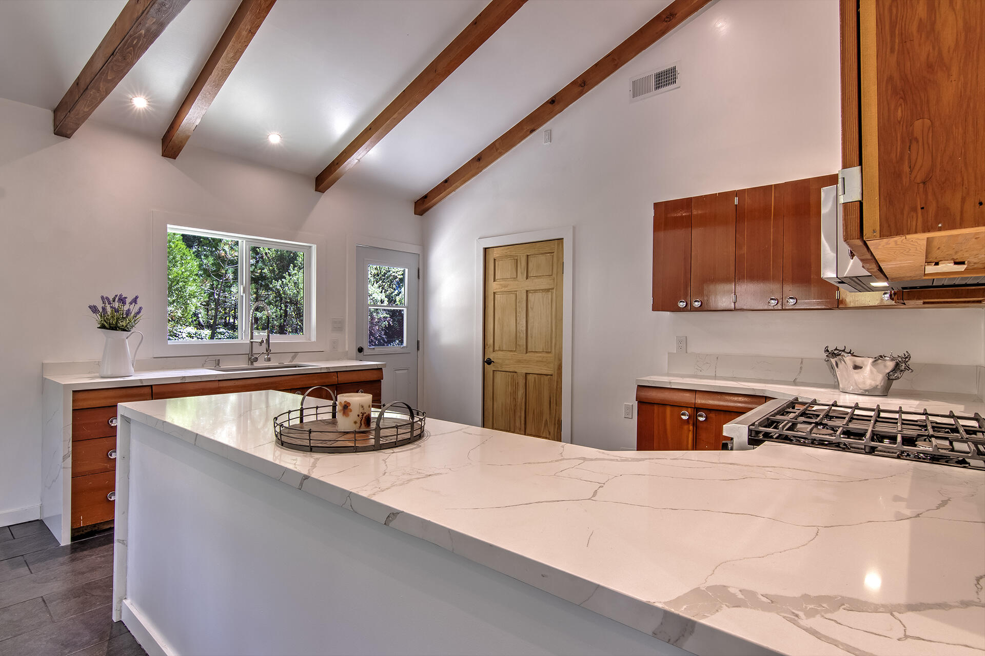 25106 Rim Rock Road Idyllwild, CA 92549 - Photo 23 of 90 a bedroom with bed and window