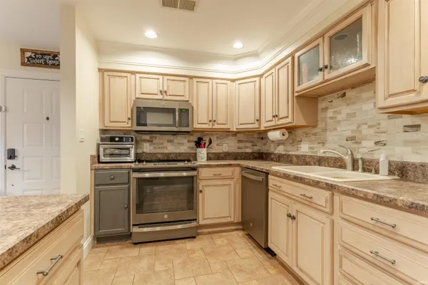$169,900 | 790 Senate Avenue, Evansville, IN 47711